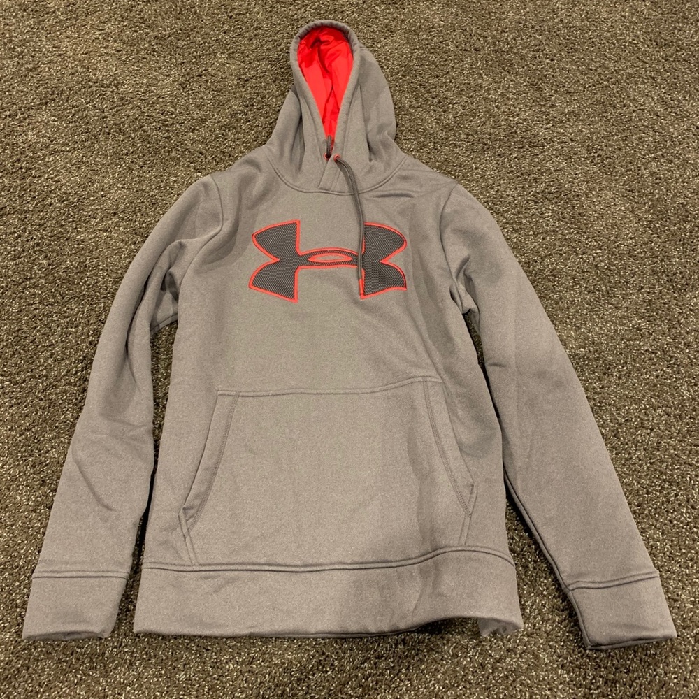 Under Armour sweatshirt